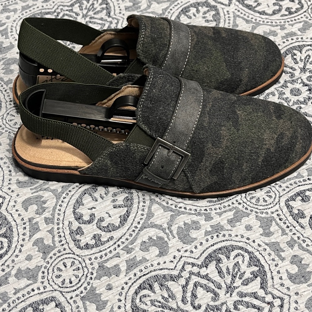 LifeStride 2.0 Zaida slip-on slingback clogs Felt Camo sz 9